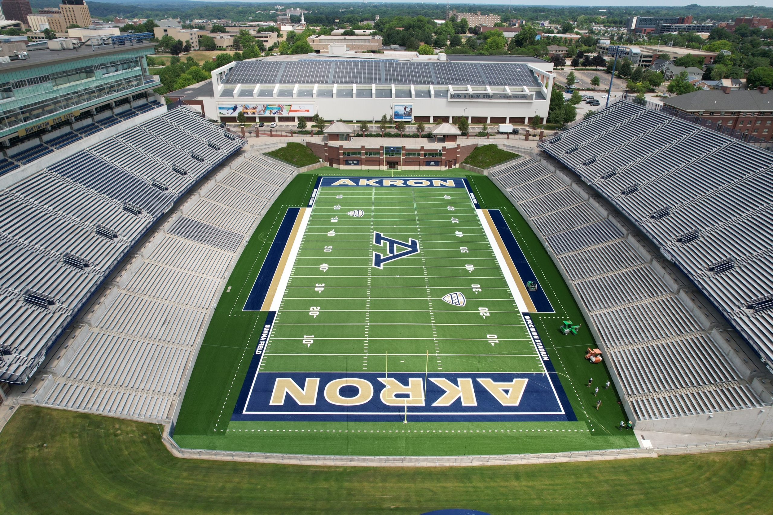 Akron Zips Football Starts the 2022 Season with New AstroTurf and a Branding Refresh - AstroTurf